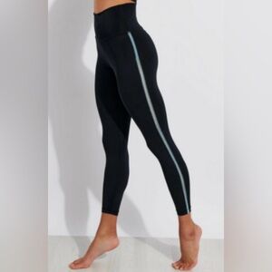 Nike Yoga Crochet Edge 7/8 Black Blue Cerulean DA1037-010 Leggings Womens Small